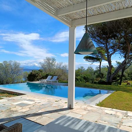 Summer Villa In Pórto Ráfti Екстериор снимка