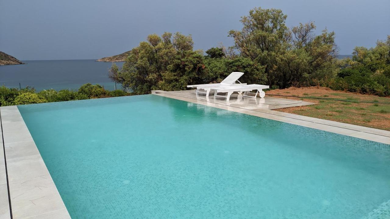 Summer Villa In Pórto Ráfti Екстериор снимка
